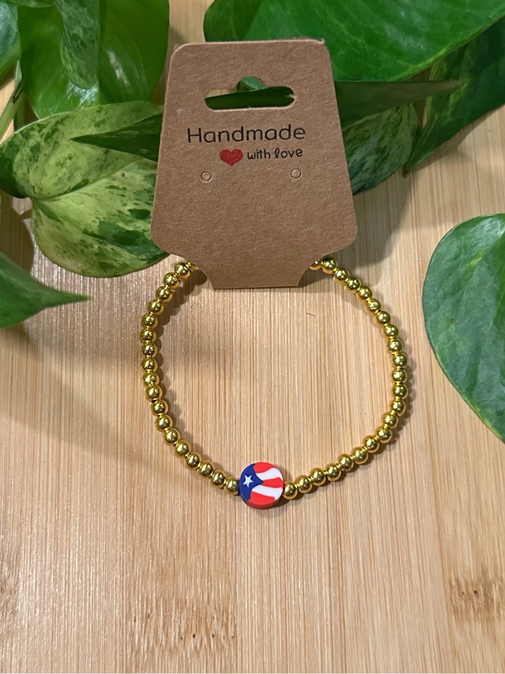 Puerto Rico Stretchy Beaded Bracelet | Handmade | Clay Bead Accent‎ ✨
